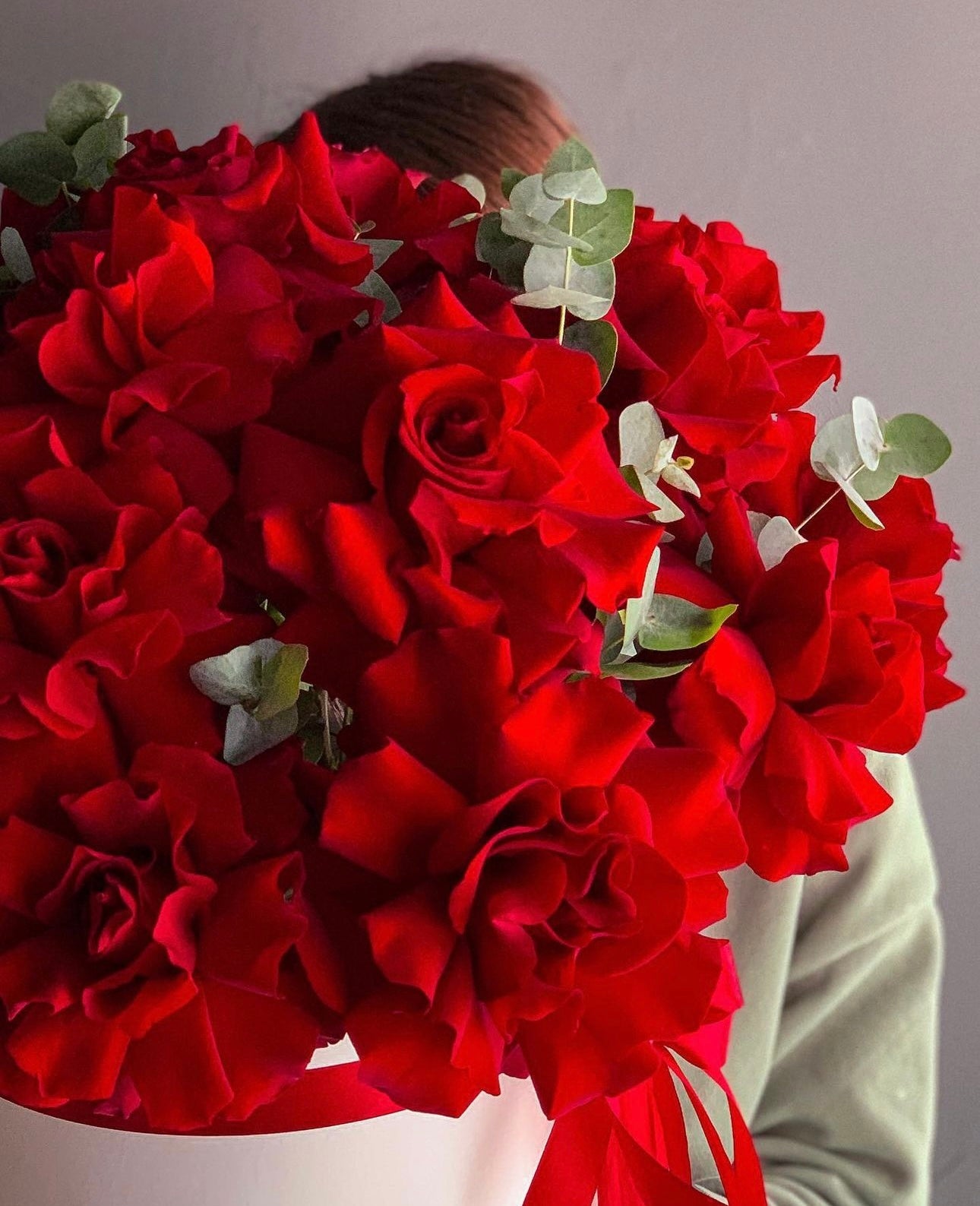 Royal Red Roses box